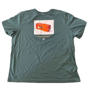 Nike Sneaker Box T-Shirt Men’s Size XXL Green Shirt